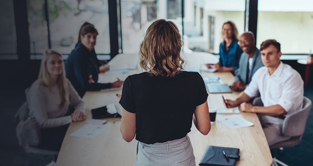 Enhancing Business Outcomes with Effective Leadership EBOELSKv1